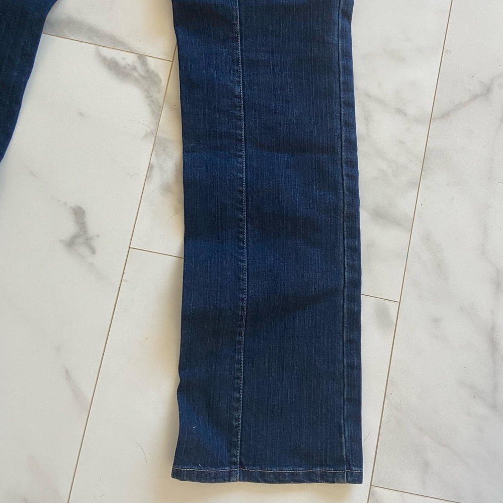 Tahari womens jeans size 6 dark wash denim closet staple straight leg - Picture 4 of 6